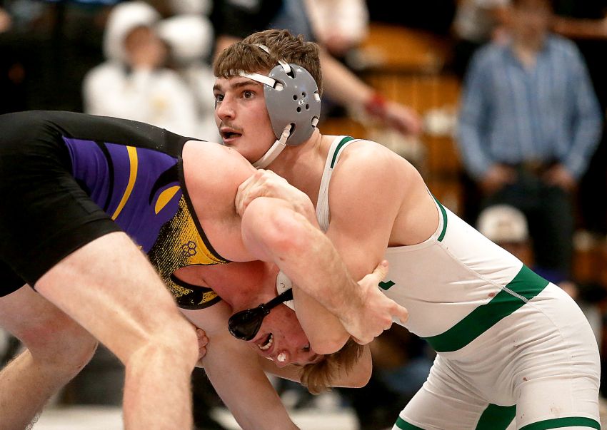Class A Wrestling Rankings - Pierre’s Alex Oedekoven holds down No. 1 spot in 144-pound division 